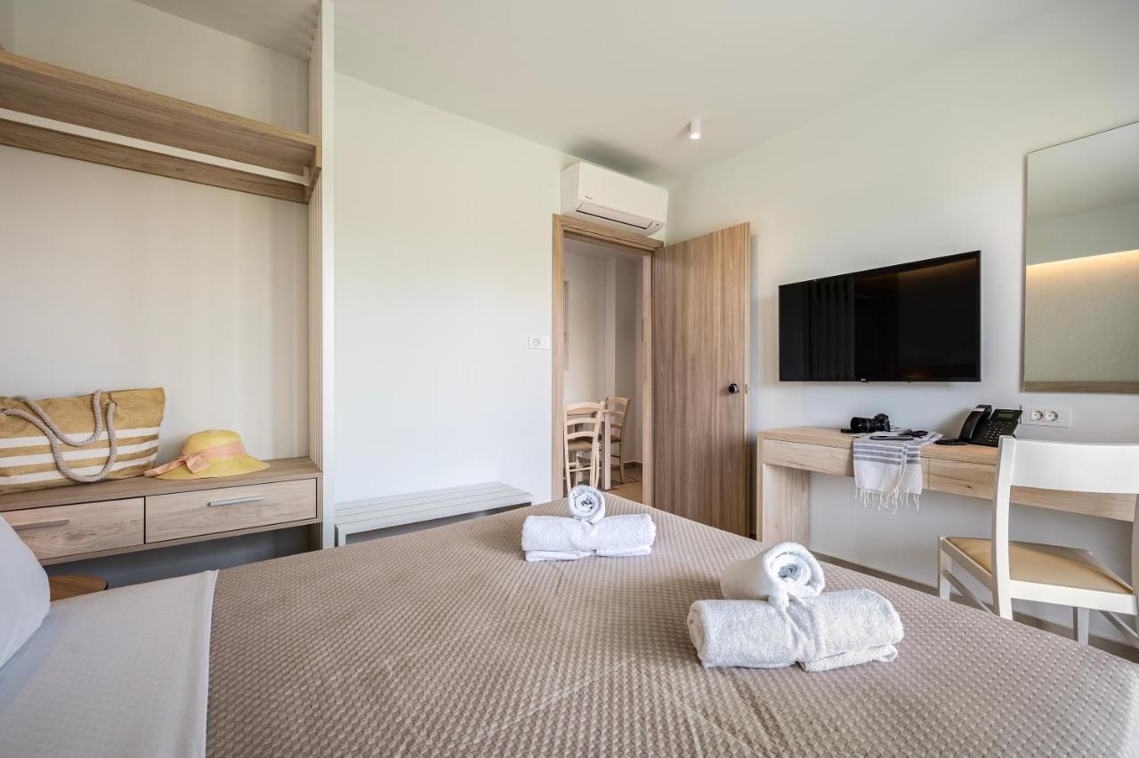 Mythos Suites Hotel Tigaki エクステリア 写真